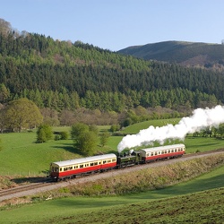 Llangollen Railway’s 6880 Bretton Grange Society's “Steel, Steam, & Stars 2” gala