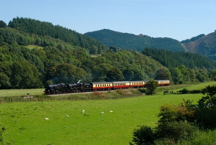 BR Standard Class 4 2-6-4T no. 80072 and LMS Class 5MT 2-6-0 no. 44806, Garthydwr