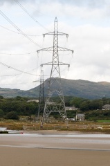 The second listing pylon of Penrhyndeudraeth.